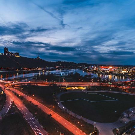Luxury High Rise 1Bd River Views Downtown Pittsburgh Bagian luar foto